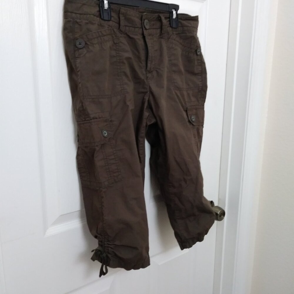 French Cuff Cargo Bermuda Short Size 8 P - Picture 12 of 13